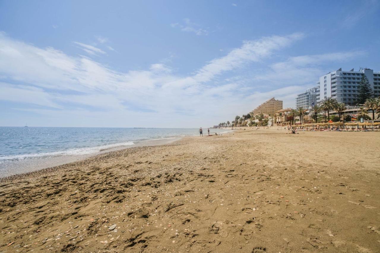 Precioso Apartamento Al Lado De La Playa Benalmádena Eksteriør billede